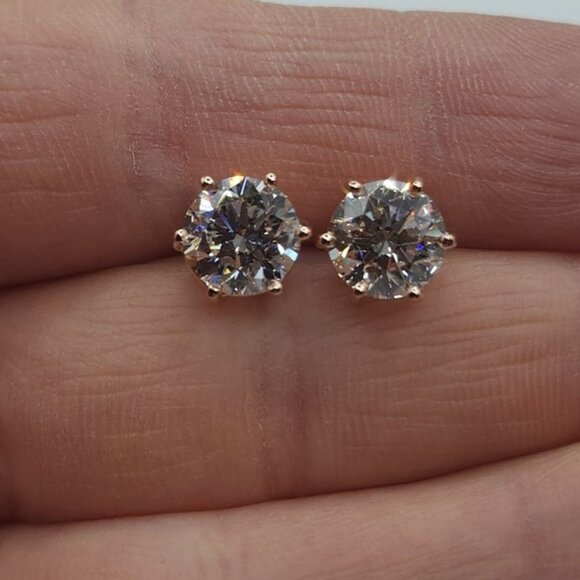 18Kt Gold 4.80 Ct 6 Prong Lab Grown Diamond Studs Earrings - Picture 1 of 6